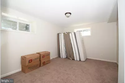 8900 Holly Leaf Lane, Bethesda, MD 20817 - Photo 61