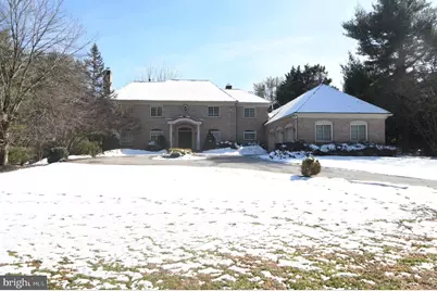 8900 Holly Leaf Lane, Bethesda, MD 20817 - Photo 1