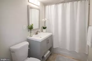 7548 Spring Lake Dr, Bethesda, MD 20817 - Photo 15