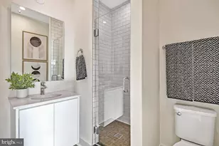 2521 Farmstead Dr, Rockville, MD 20850 - Photo 23