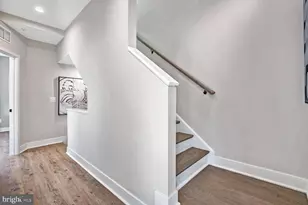 2521 Farmstead Dr, Rockville, MD 20850 - Photo 17