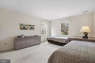 10409 Democracy Ln, Potomac, MD 20854 - Photo 37