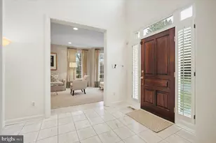 10409 Democracy Ln, Potomac, MD 20854 - Photo 3