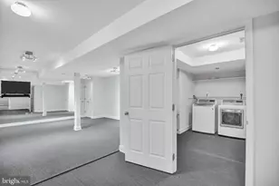 5904 Bradley Blvd, Bethesda, MD 20814 - Photo 57