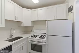 5225 Pooks Hill Rd, Bethesda, MD 20814 - Photo 7