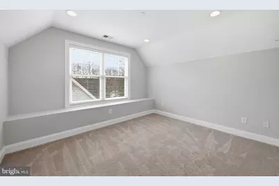 9705 Montauk Avenue, Bethesda, MD 20817 - Photo 33