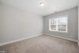 9705 Montauk Ave, Bethesda, MD 20817 - Photo 31