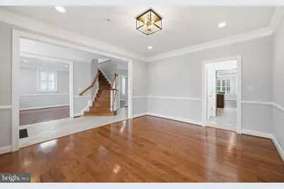 9705 Montauk Avenue, Bethesda, MD 20817 - Photo 3