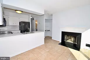 18349 Leman Lake Dr, Olney, MD 20832 - Photo 15