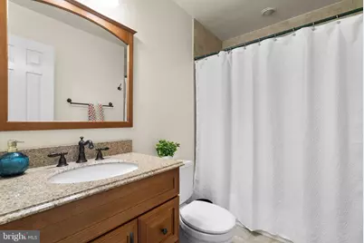 20716 Highland Hall Drive, Montgomery Village, MD 20886 - Photo 31