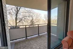 5225 Pooks Hill Rd, Bethesda, MD 20814 - Photo 15