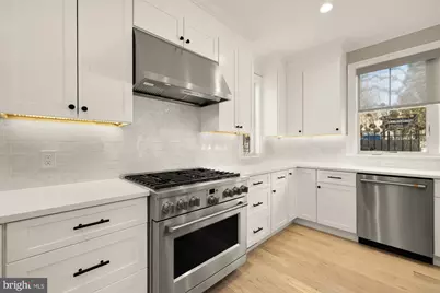 9111 Sligo Creek Parkway, Silver Spring, MD 20901 - Photo 13