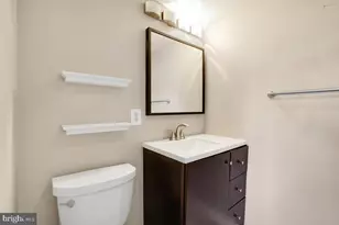 1900 Lyttonsville Rd, Silver Spring, MD 20910 - Photo 15