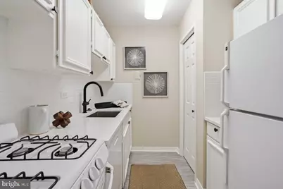 1900 Lyttonsville Road #1003, Silver Spring, MD 20910 - Photo 13