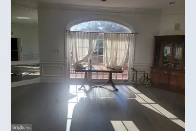 8926 Harvest Square Court, Rockville, MD 20854 - Photo 9