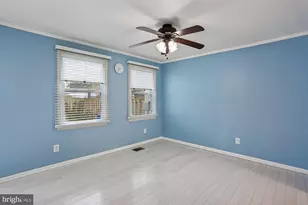 32 Oak Shade Rd, Gaithersburg, MD 20878 - Photo 7