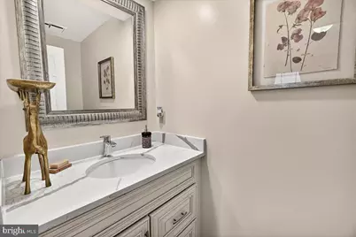 19736 Greenside Terrace, Montgomery Village, MD 20886 - Photo 9