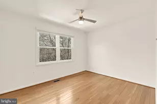 10135 Crestberry Pl, Bethesda, MD 20817 - Photo 33