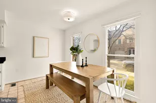 10135 Crestberry Pl, Bethesda, MD 20817 - Photo 13