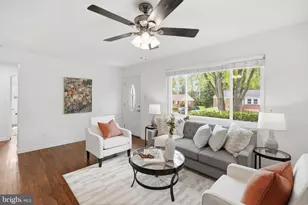 4421 Jupiter St, Rockville, MD 20853 - Photo 3