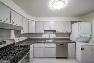 4912 Adrian St, Rockville, MD 20853 - Photo 13