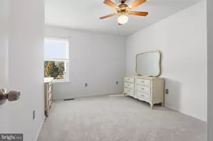 9709 Noble Ridge Terrace, Gaithersburg, MD 20882 - Photo 33