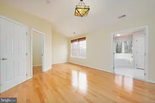 22 Waddington Ct, Rockville, MD 20850 - Photo 23