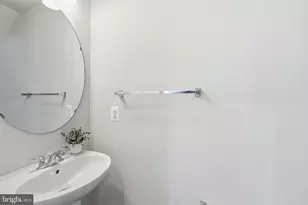 16324 Connors Wy, Rockville, MD 20855 - Photo 29