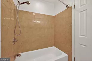 9250 Three Oaks Dr, Silver Spring, MD 20901 - Photo 31