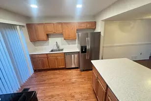 9250 Three Oaks Dr, Silver Spring, MD 20901 - Photo 9