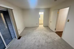 9250 Three Oaks Dr, Silver Spring, MD 20901 - Photo 15