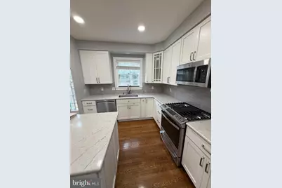 8017 Rising Ridge Road, Bethesda, MD 20817 - Photo 3