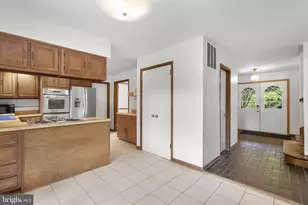 15220 Redgate Dr, Silver Spring, MD 20905 - Photo 17