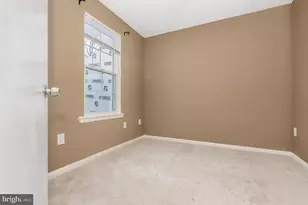 10211 Cove Ledge Ct, Montgomery Village, MD 20886 - Photo 13