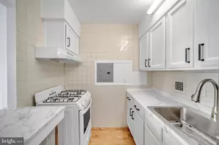 5500 Friendship Blvd, Chevy Chase, MD 20815 - Photo 7