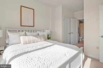 5750 Bou Avenue #1004, Rockville, MD 20852 - Photo 9