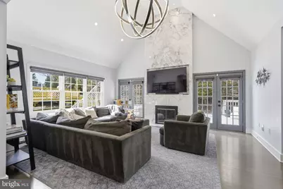 207 Upshire Circle, Gaithersburg, MD 20878 - Photo 3