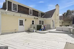 207 Upshire Cir, Gaithersburg, MD 20878 - Photo 39