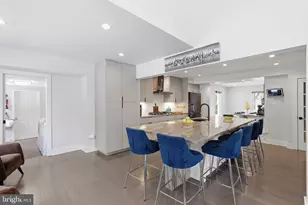 207 Upshire Cir, Gaithersburg, MD 20878 - Photo 9