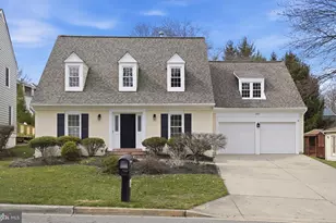 207 Upshire Cir, Gaithersburg, MD 20878 - Photo 1