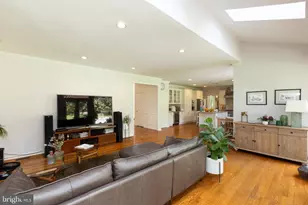 8809 Saunders Ln, Bethesda, MD 20817 - Photo 37