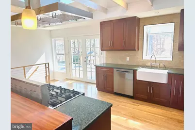 11231 Ashley Drive, Rockville, MD 20852 - Photo 7