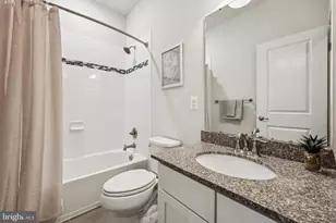 1605 Regent Manor Ct, Silver Spring, MD 20904 - Photo 27