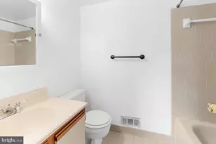 18303 Leman Lake Dr, Olney, MD 20832 - Photo 25