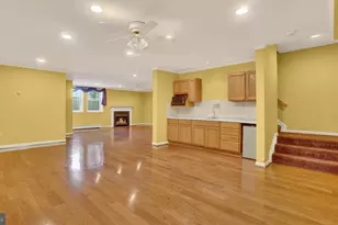 15022 Snowden Dr, Silver Spring, MD 20905 - Photo 59