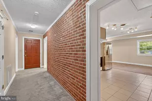 6013 Neilwood Dr, Rockville, MD 20852 - Photo 3
