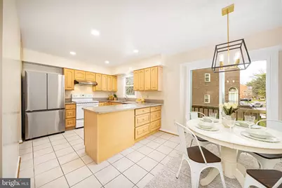 1501 Templeton Place, Rockville, MD 20852 - Photo 5