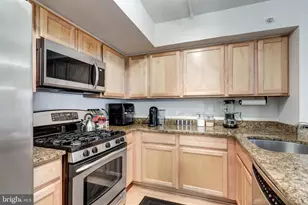 7923 Eastern Ave, Silver Spring, MD 20910 - Photo 9