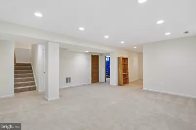 945 Main Street, Gaithersburg, MD 20878 - Photo 37