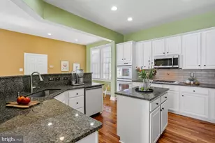 945 Main St, Gaithersburg, MD 20878 - Photo 9